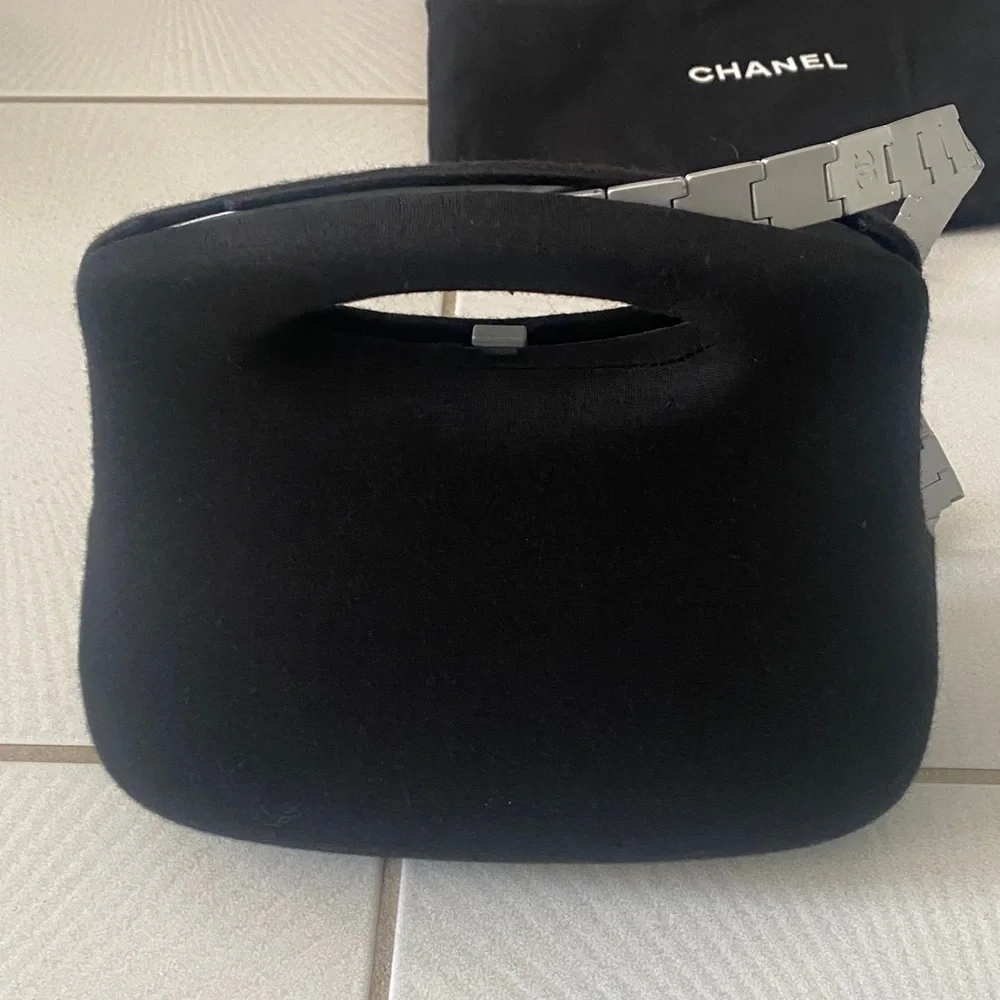 RARE collector item CHANEL Black jersey Millenium 2005 frame BUTT Bag vintage